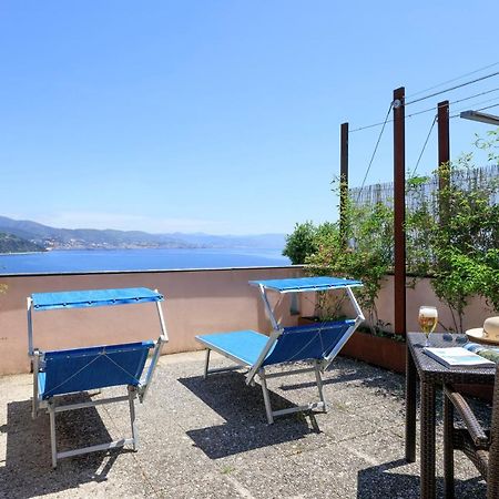 Punta San Martino Hotel Arenzano Bagian luar foto
