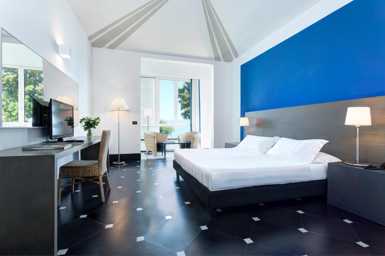 Punta San Martino Hotel Arenzano Bagian luar foto