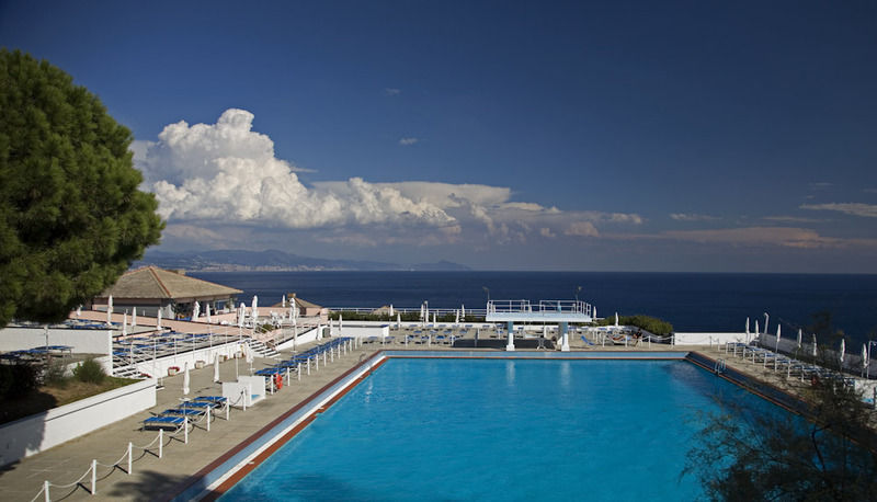 Punta San Martino Hotel Arenzano Bagian luar foto