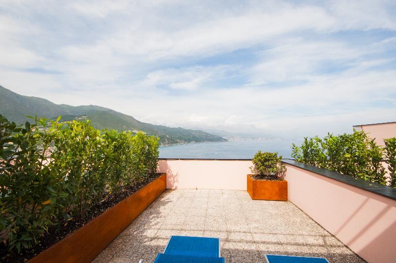 Punta San Martino Hotel Arenzano Bagian luar foto