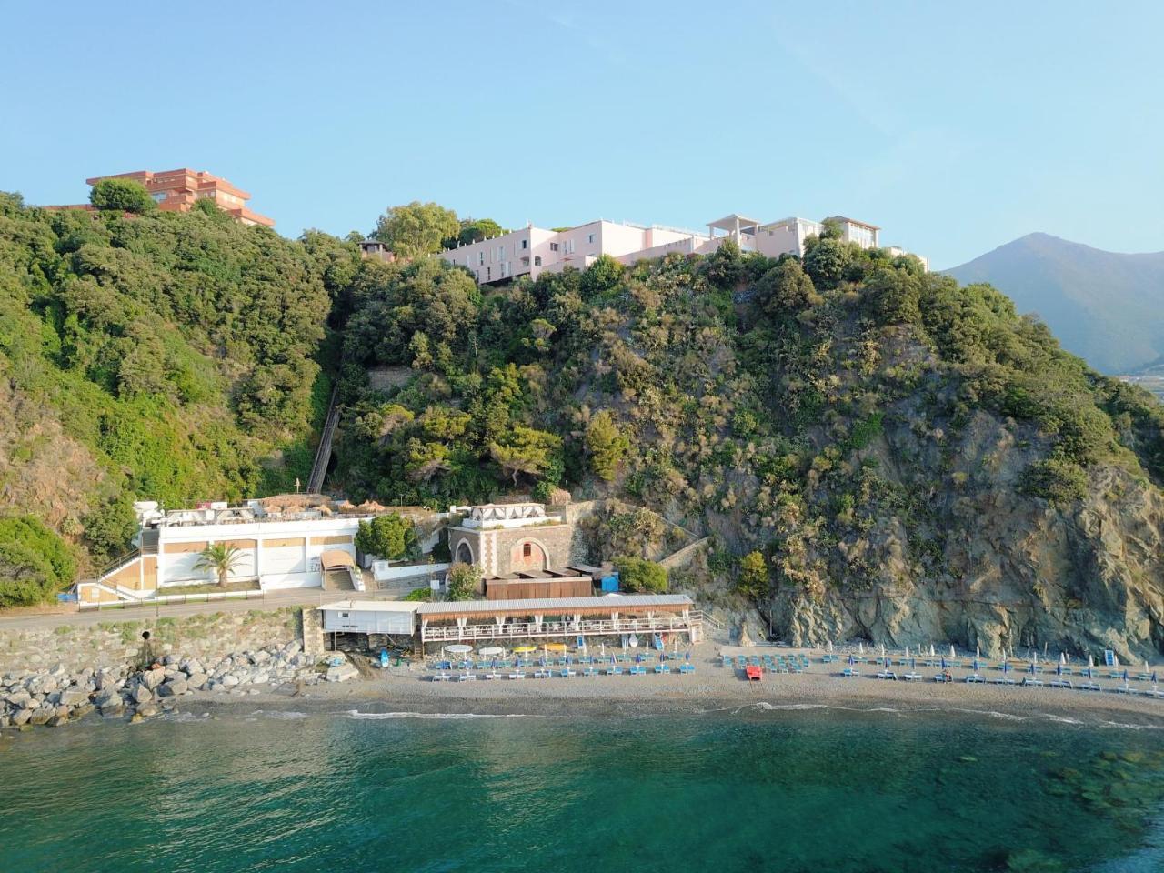 Punta San Martino Hotel Arenzano Bagian luar foto